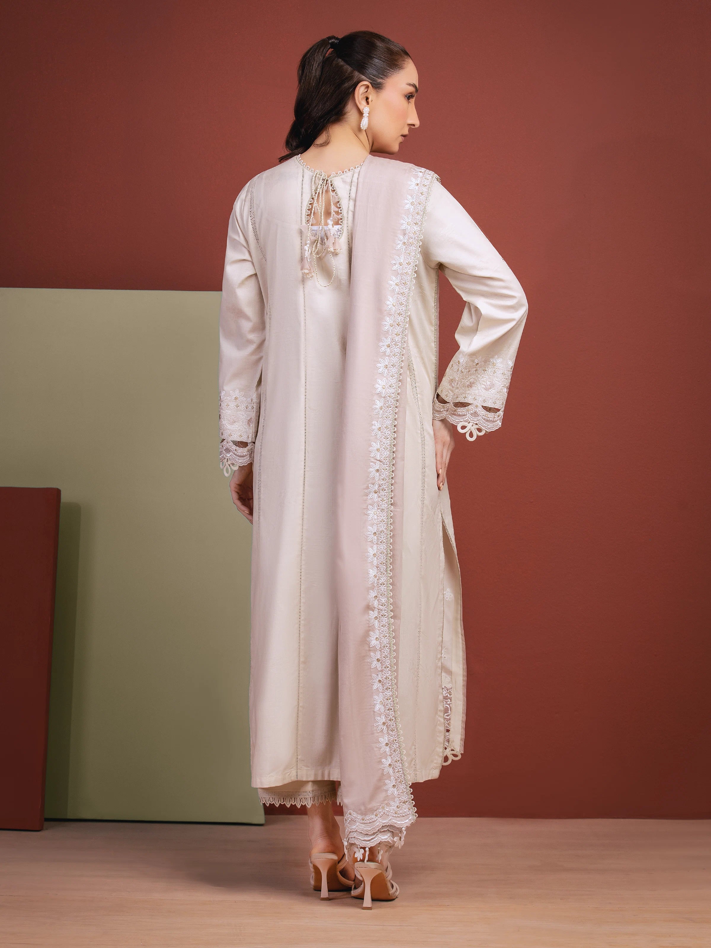 Unstitched Embroidered Jacquard Suit - EWU5V3-31156-3P - Image 6