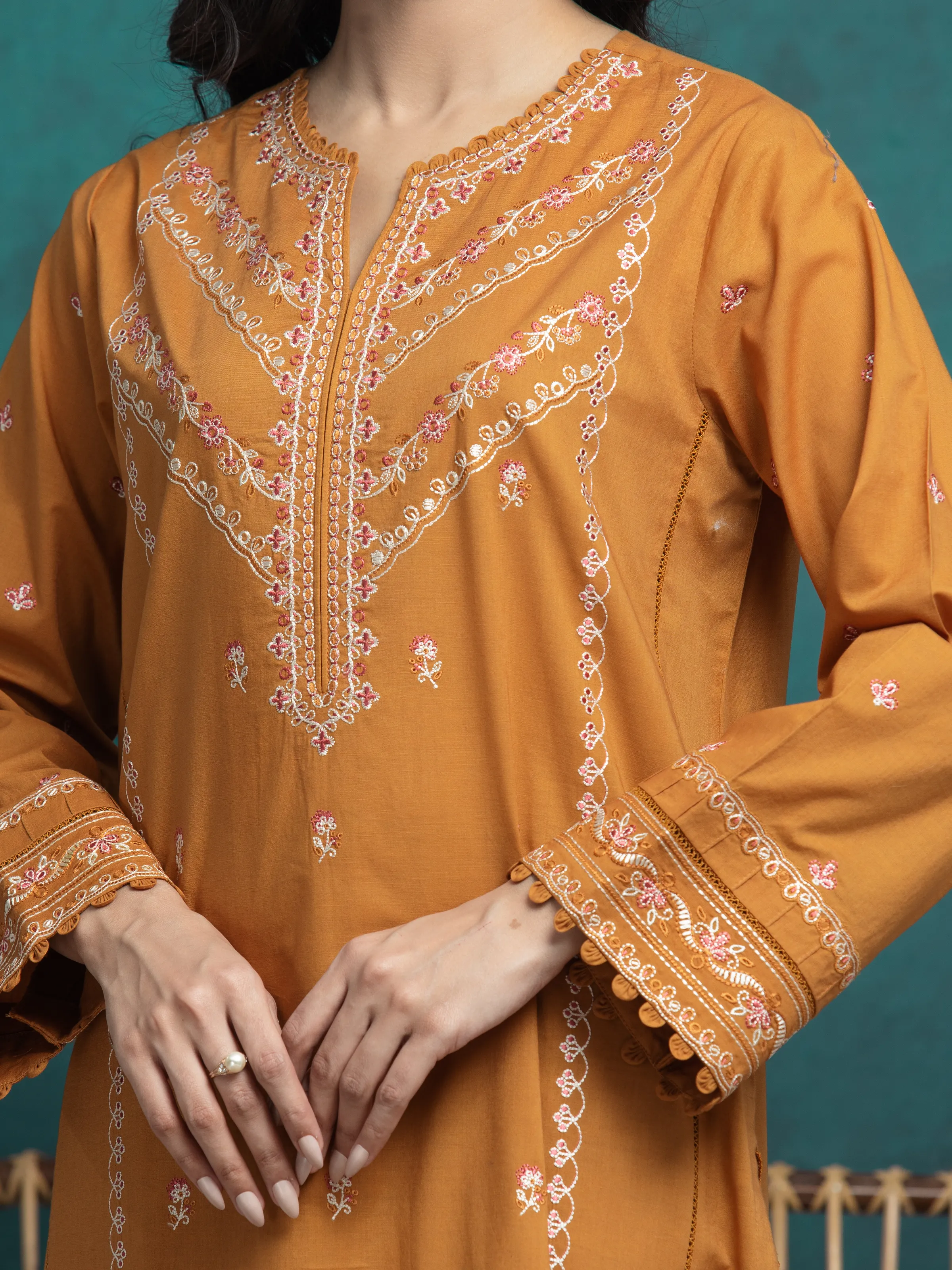 Unstitched Embroidered Cambric Shirt Dupatta - EWU5V2-31005SD - Image 3