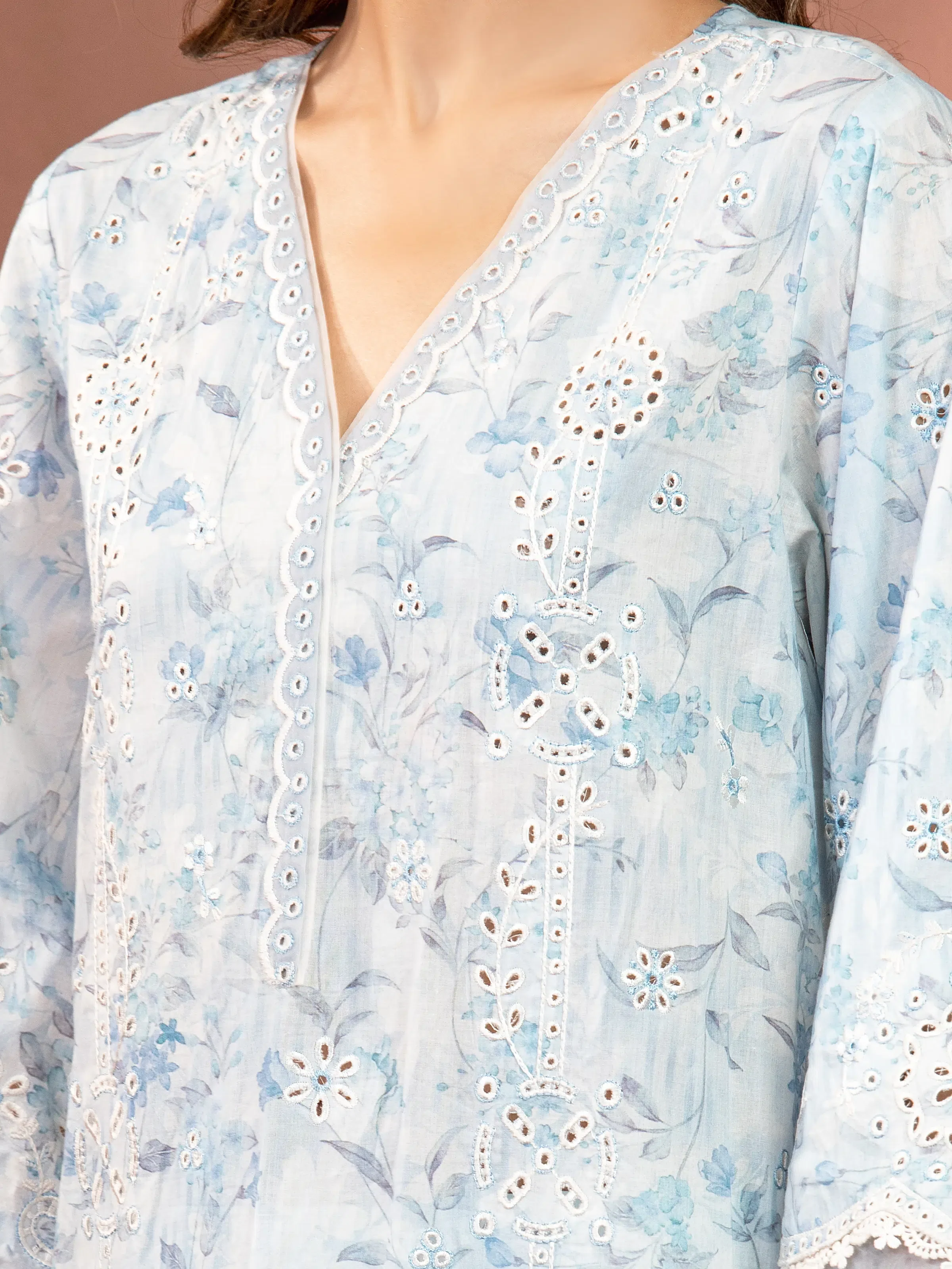 Unstitched Embroidered Lawn Suit - EWU5V1-31483-3P - Image 3
