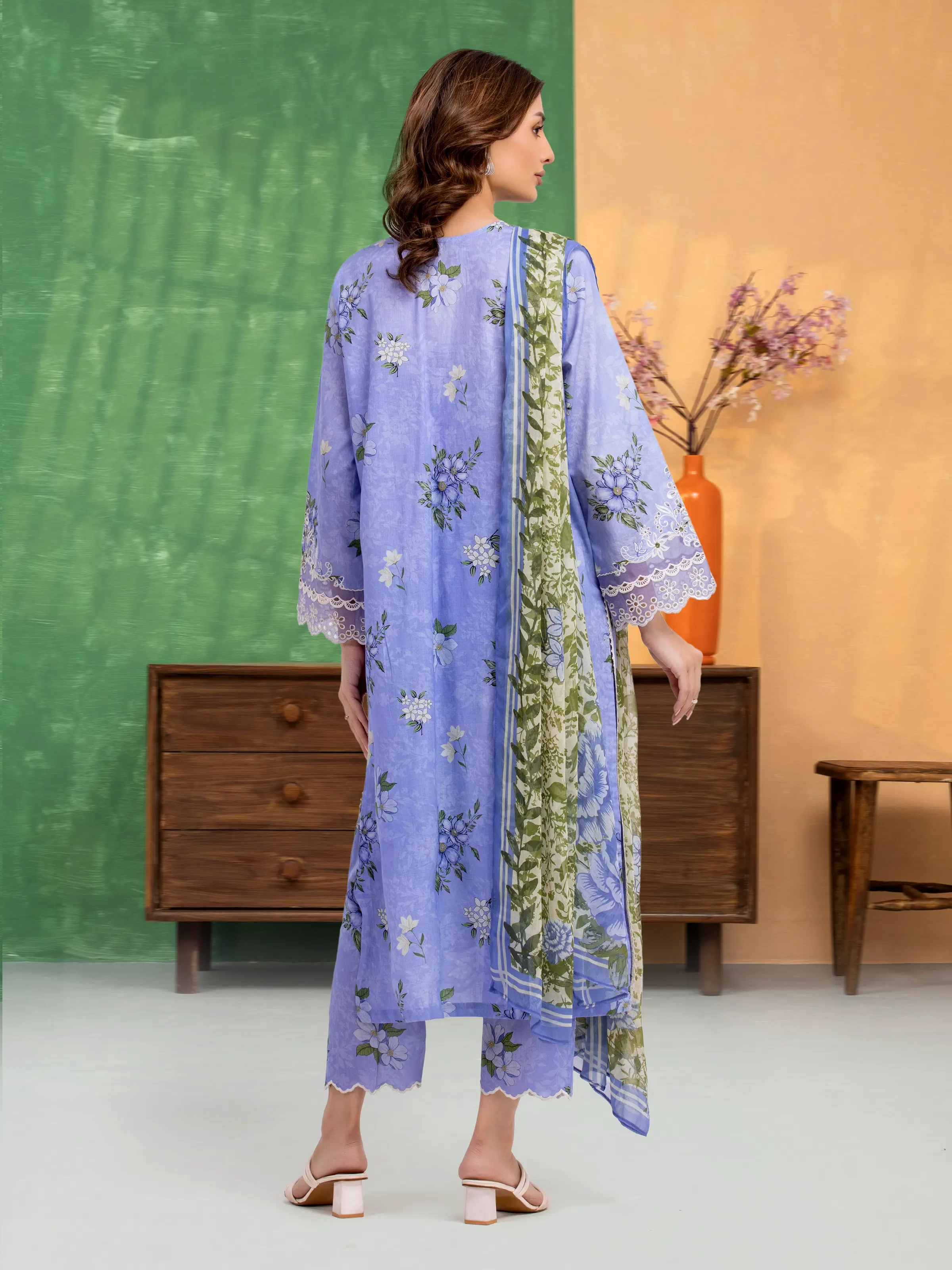 Unstitched Embroidered Lawn Suit - EWU5V1-31481-3P - Image 2