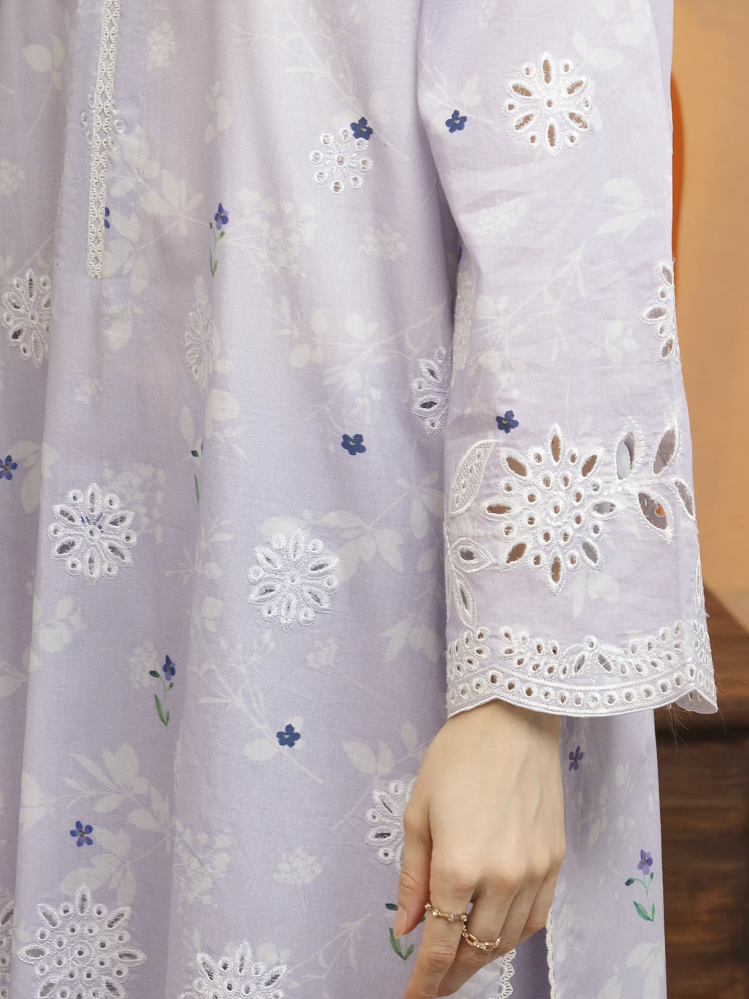 Unstitched Embroidered Lawn Suit - EWU5V1-31083-3P - Image 5