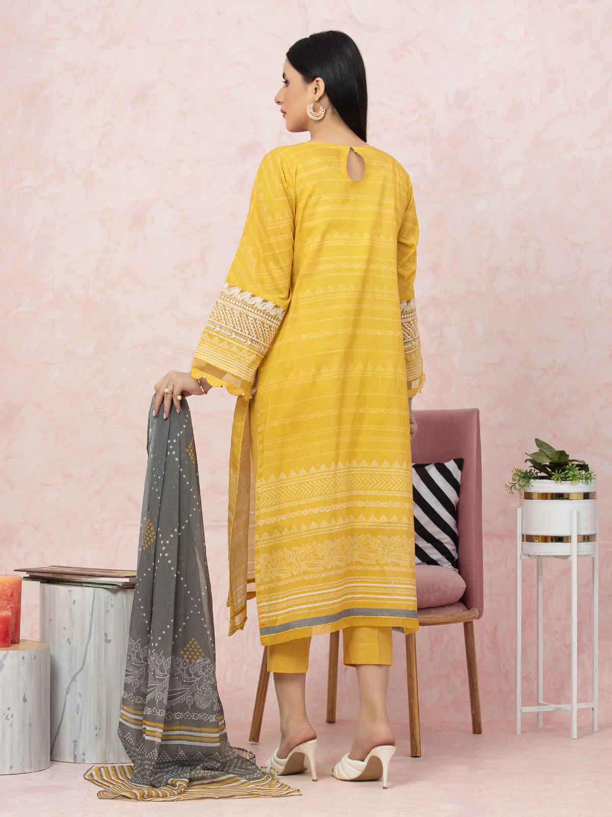 Unstitched Embroidered Lawn Shirt - EWU22V1-26548S - Image 2