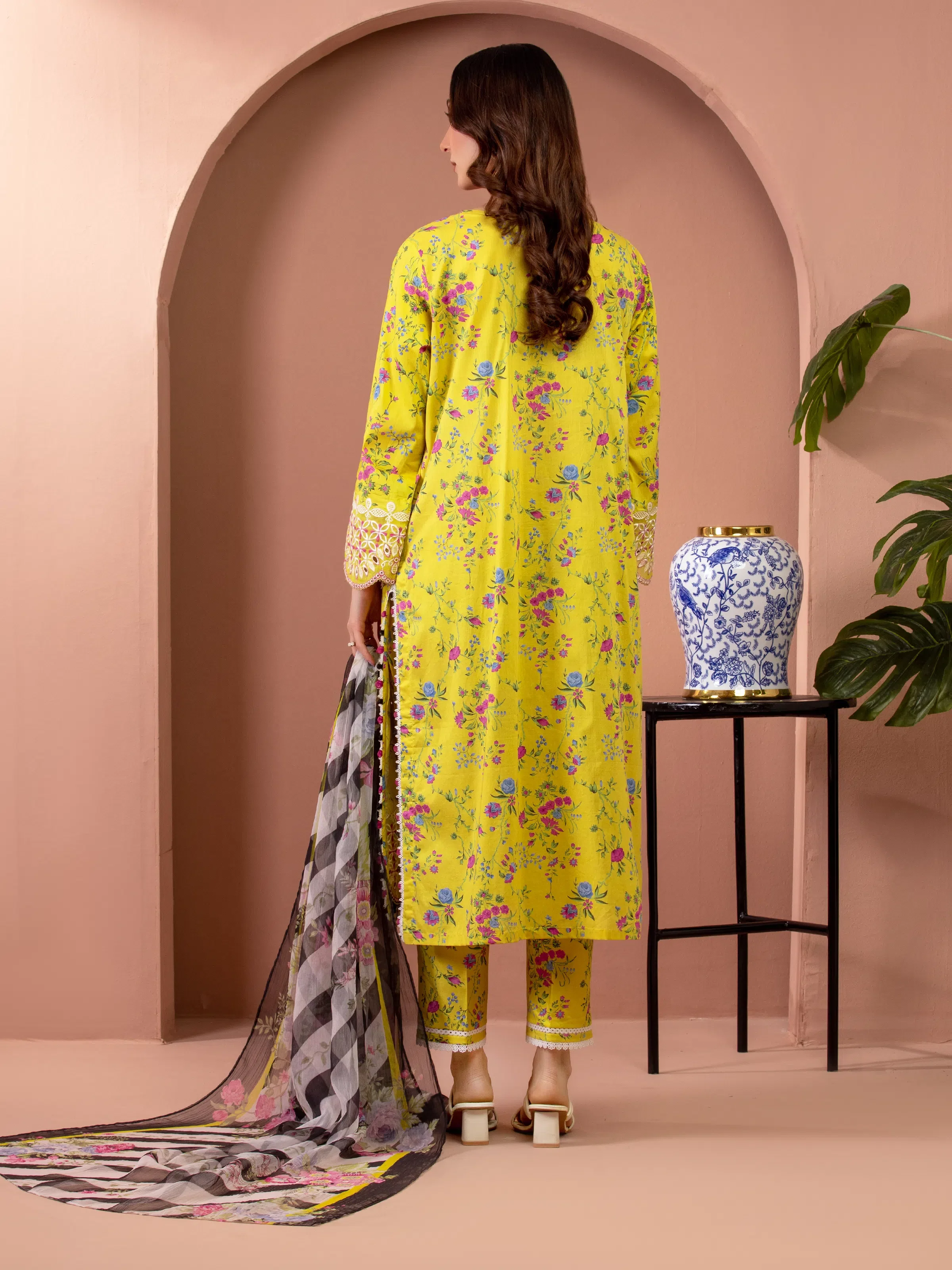 Unstitched Embroidered Lawn Suit - EWU5V1-31455-3P - Image 5