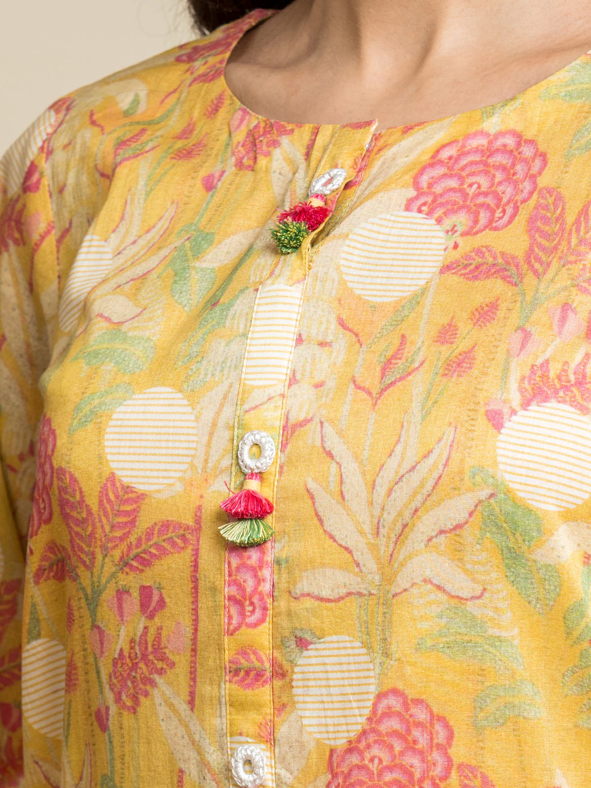 Unstitched Printed Cambric Shirt Dupatta - EWU24A2-28554SD - Image 3