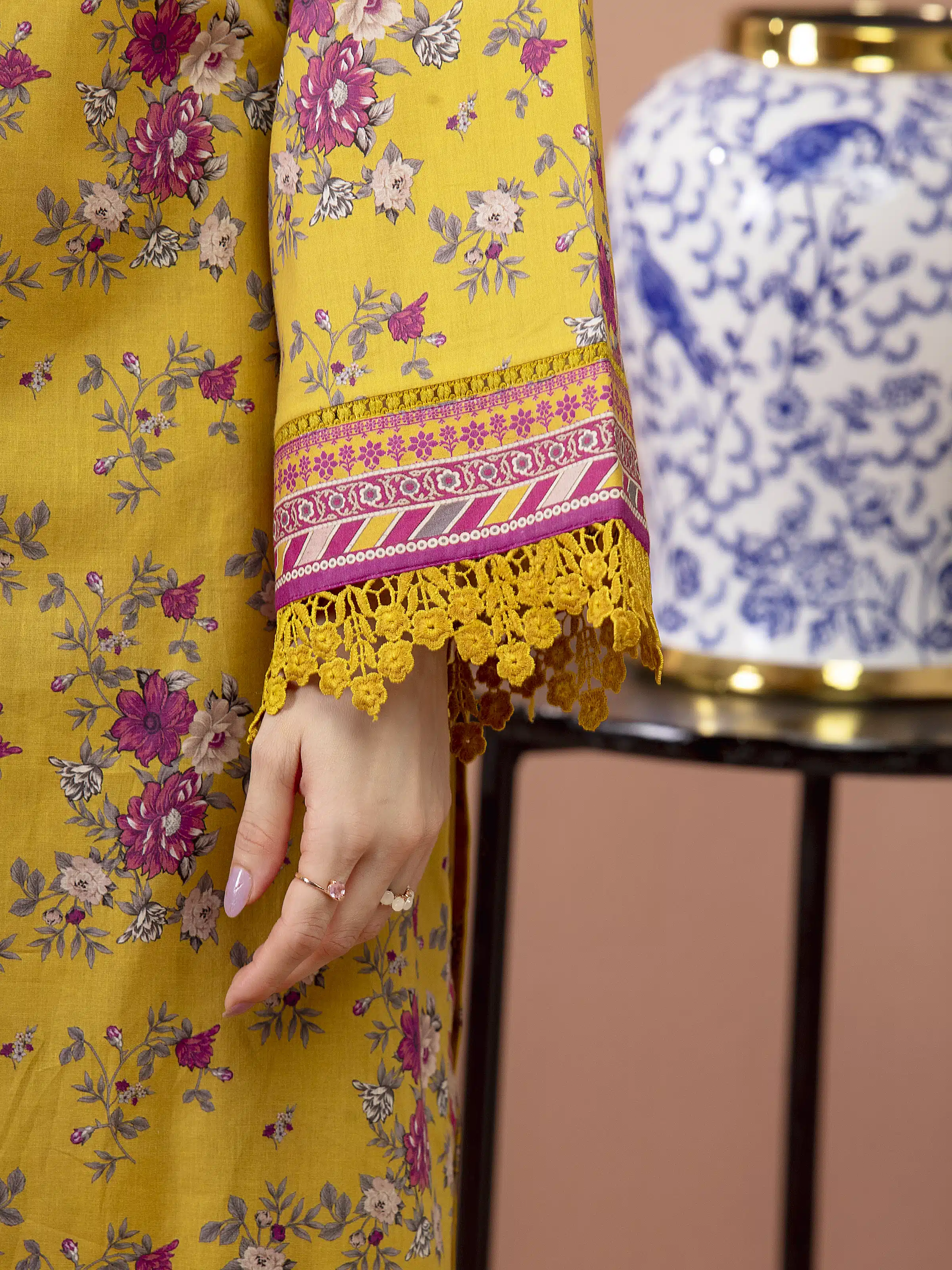 Unstitched Printed Lawn Suit - EWU5A1-35618-3P - Image 4