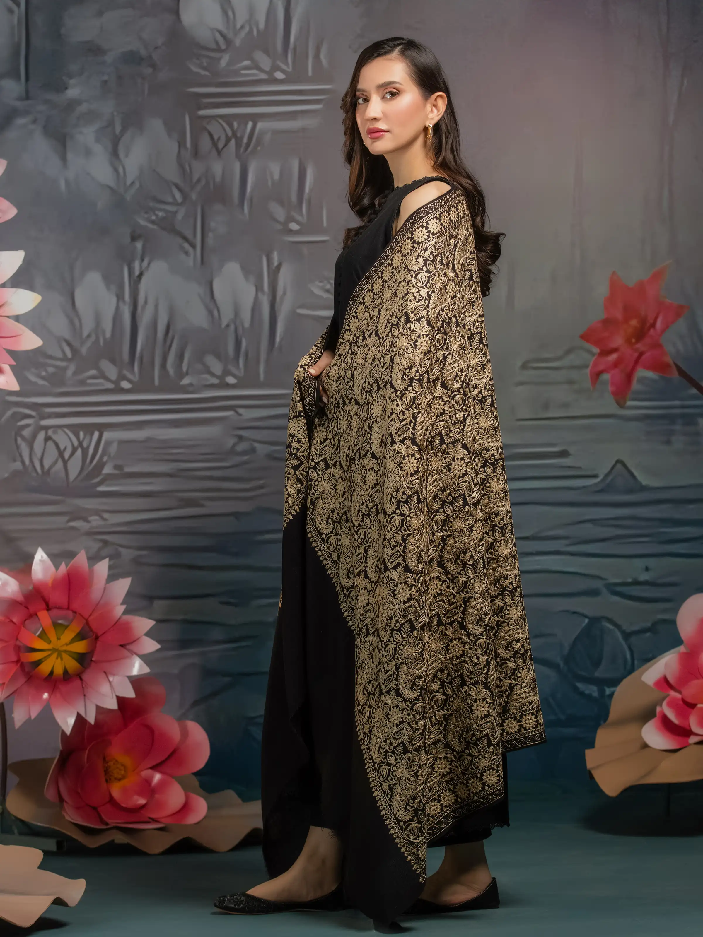 Embroidered Pashmina Jacquard Zari Shawl - EWMSE5-003 - Image 3