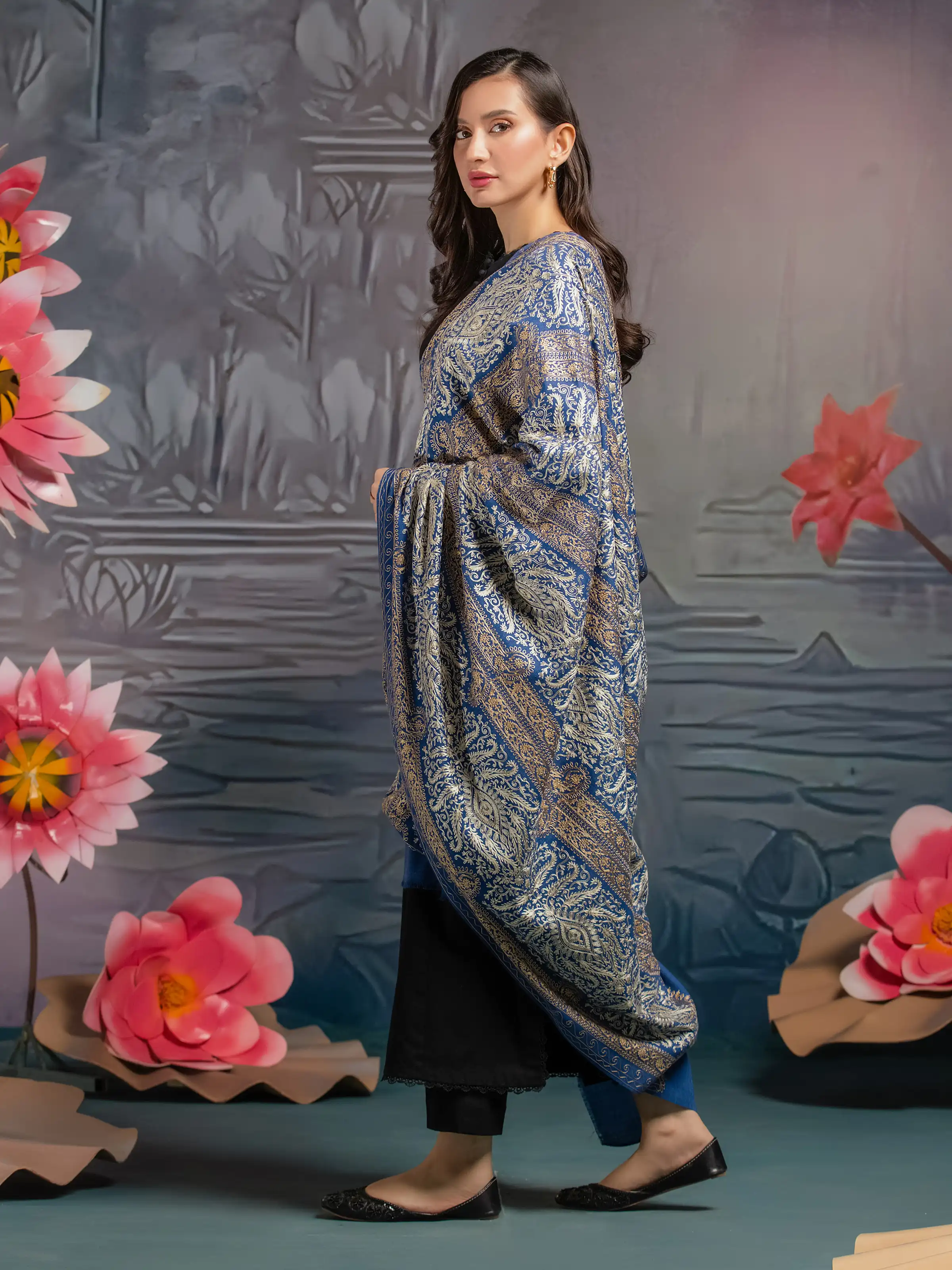 Embroidered Pashmina Jacquard Zari Shawl - EWMSE5-001 - Image 4