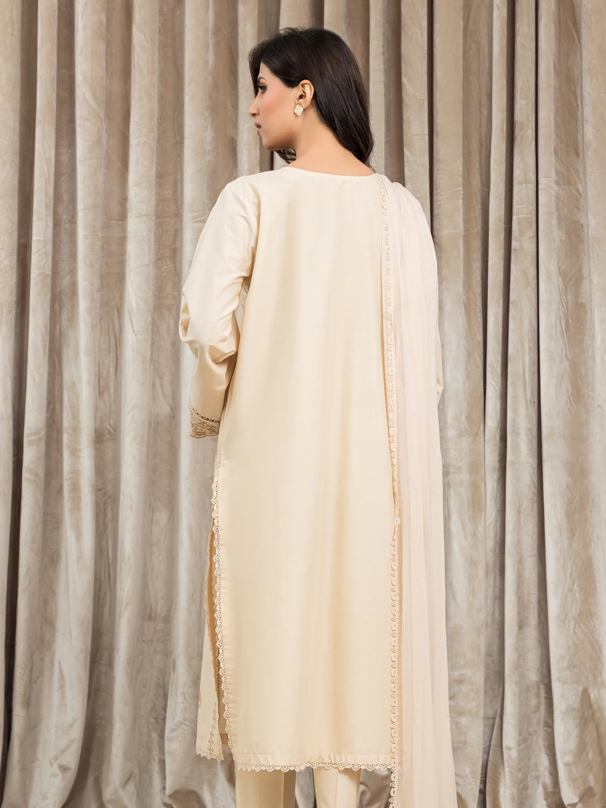 Unstitched Embroidered Cambric Suit - EWU24V2-28629-3P - Image 2
