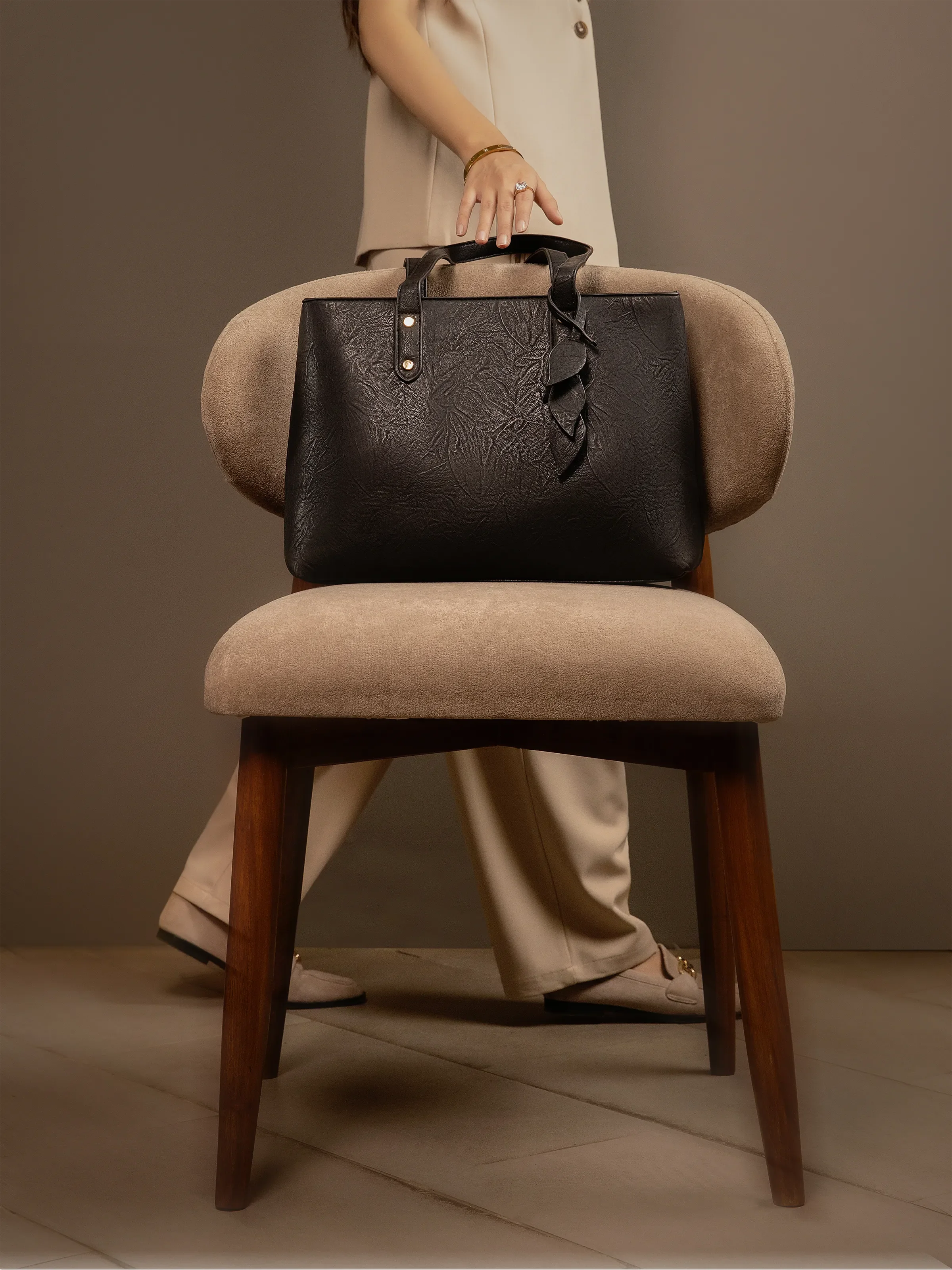 Women's Black Tote Bag - EAWHB5-051 - Image 2