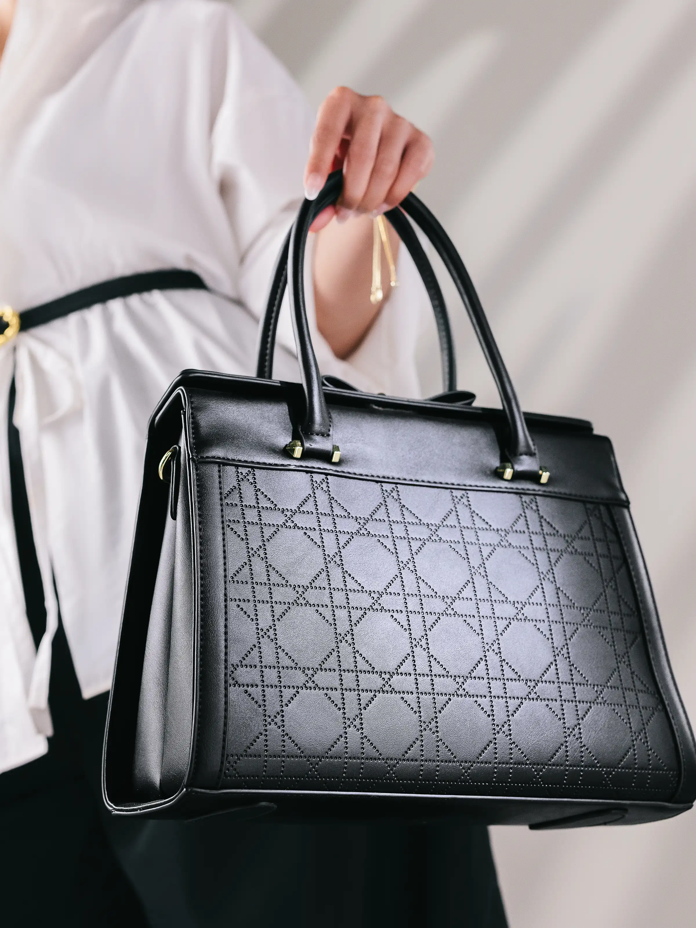 Black Hand Bag - EAWHB5-019 - Image 4