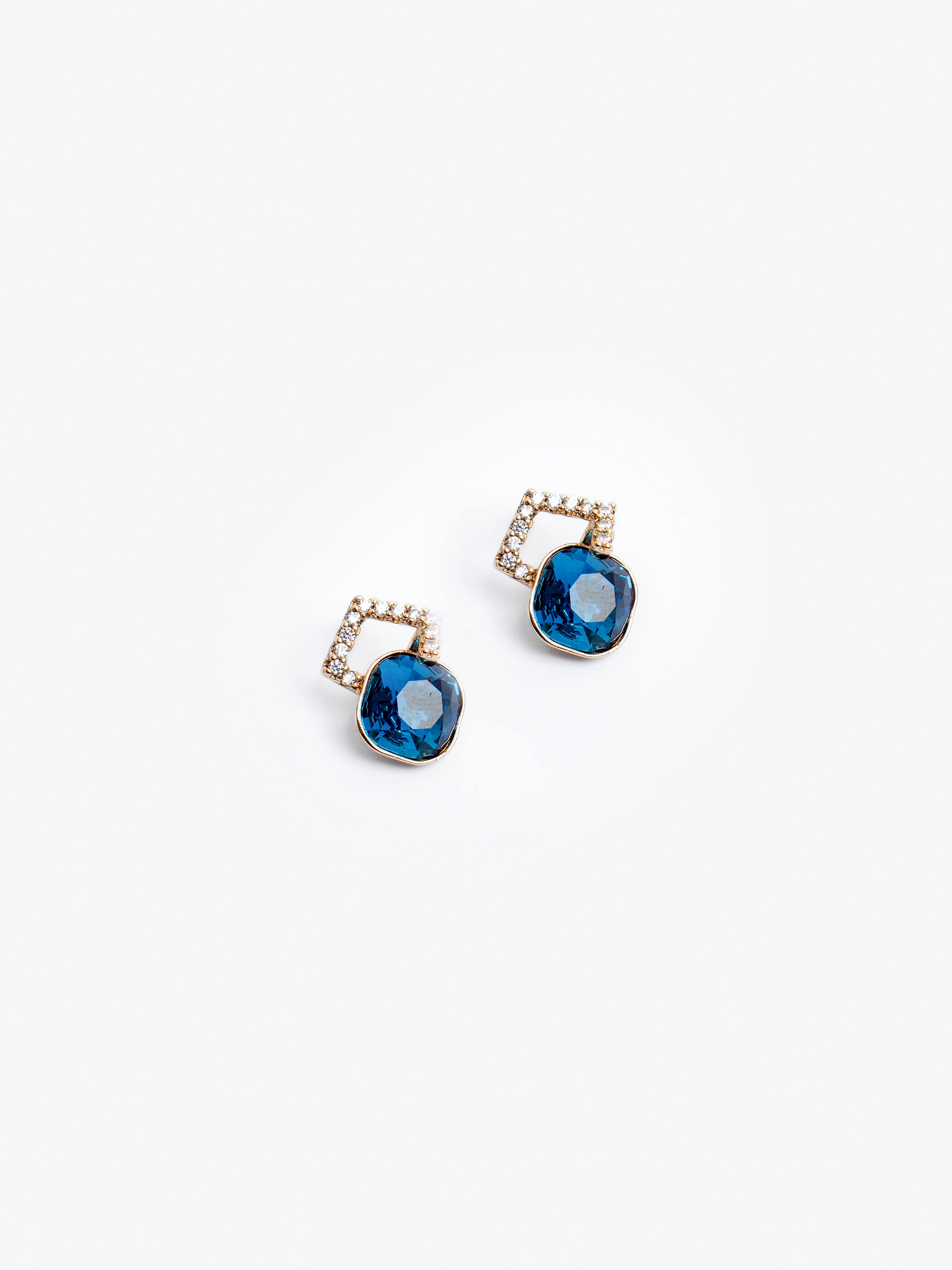 Elegant Gold Blue Gemstone Earrings - EAWE5-004