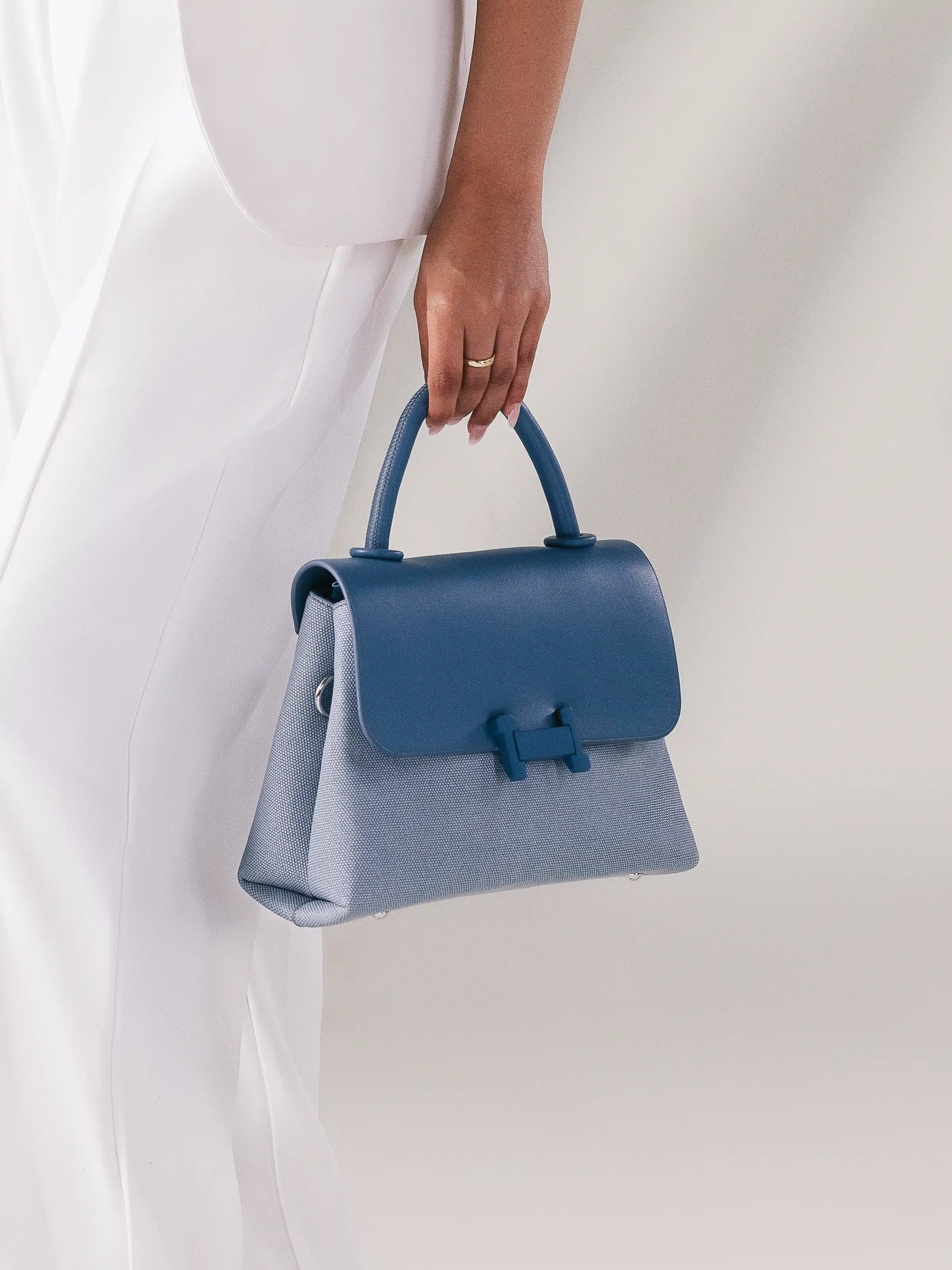 Blue Shoulder Bag - EAWHB5-010 - Image 2
