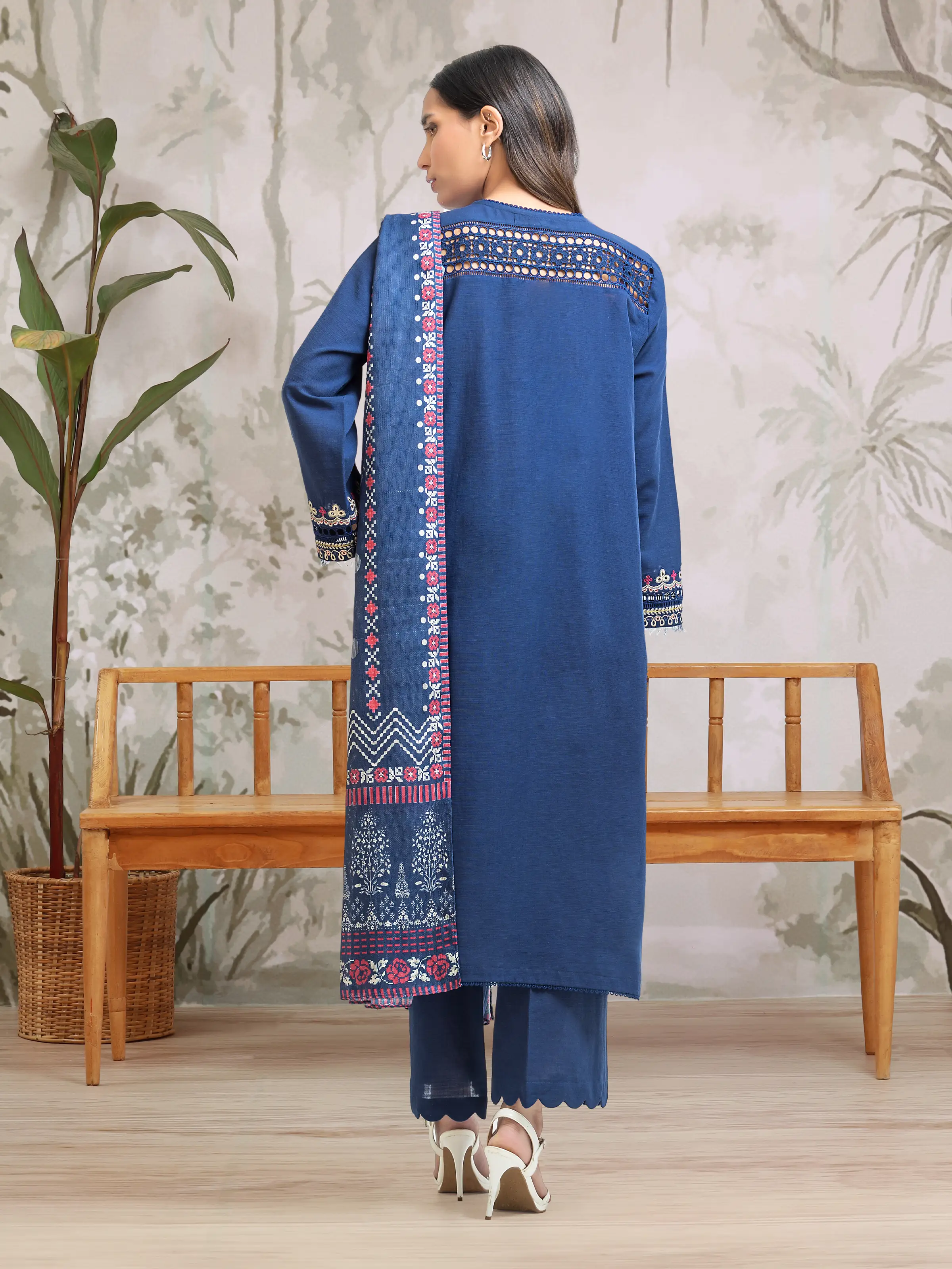 Unstitched Embroidered Khaddar Suit - EWU24V11-30309-3P - Image 2