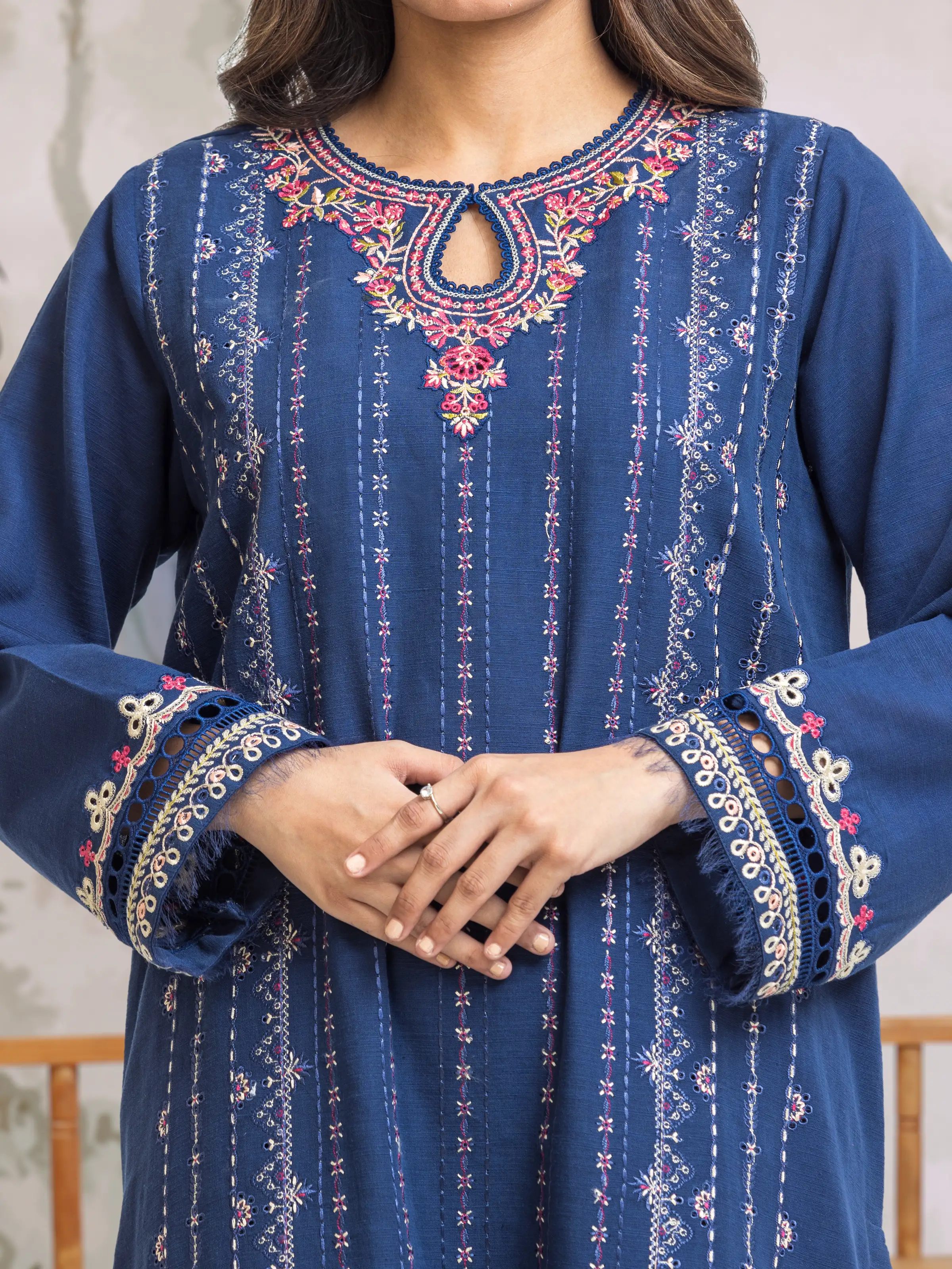 Unstitched Embroidered Khaddar Suit - EWU24V11-30309-3P - Image 3