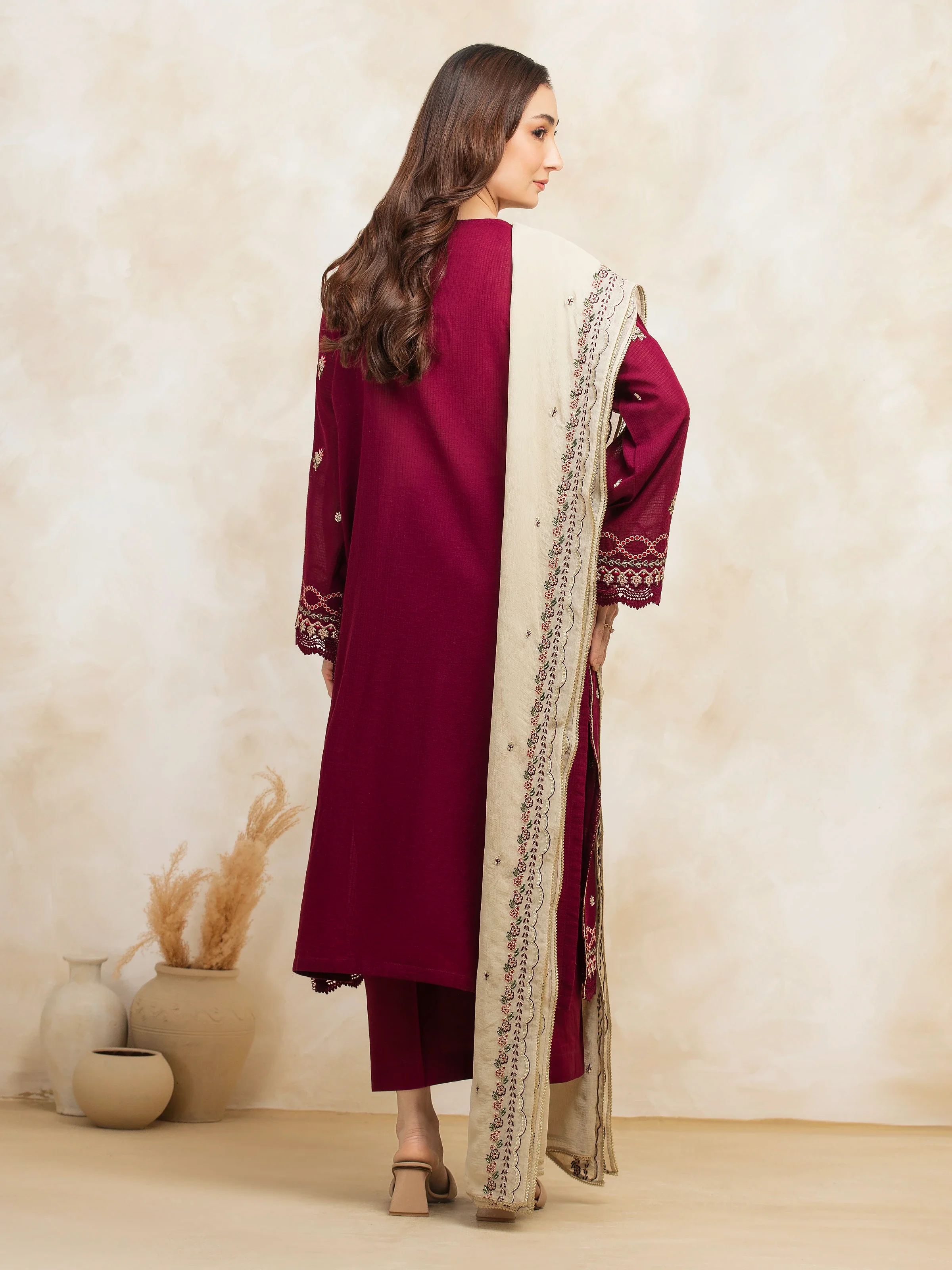 Unstitched Embroidered Lawn Suit - EWU5V1-31235-3P - Image 2