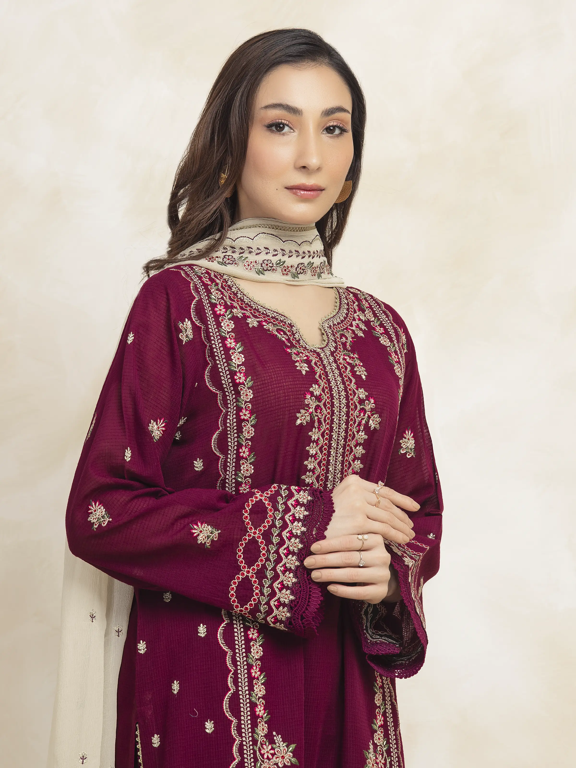 Unstitched Embroidered Lawn Suit - EWU5V1-31235-3P - Image 4