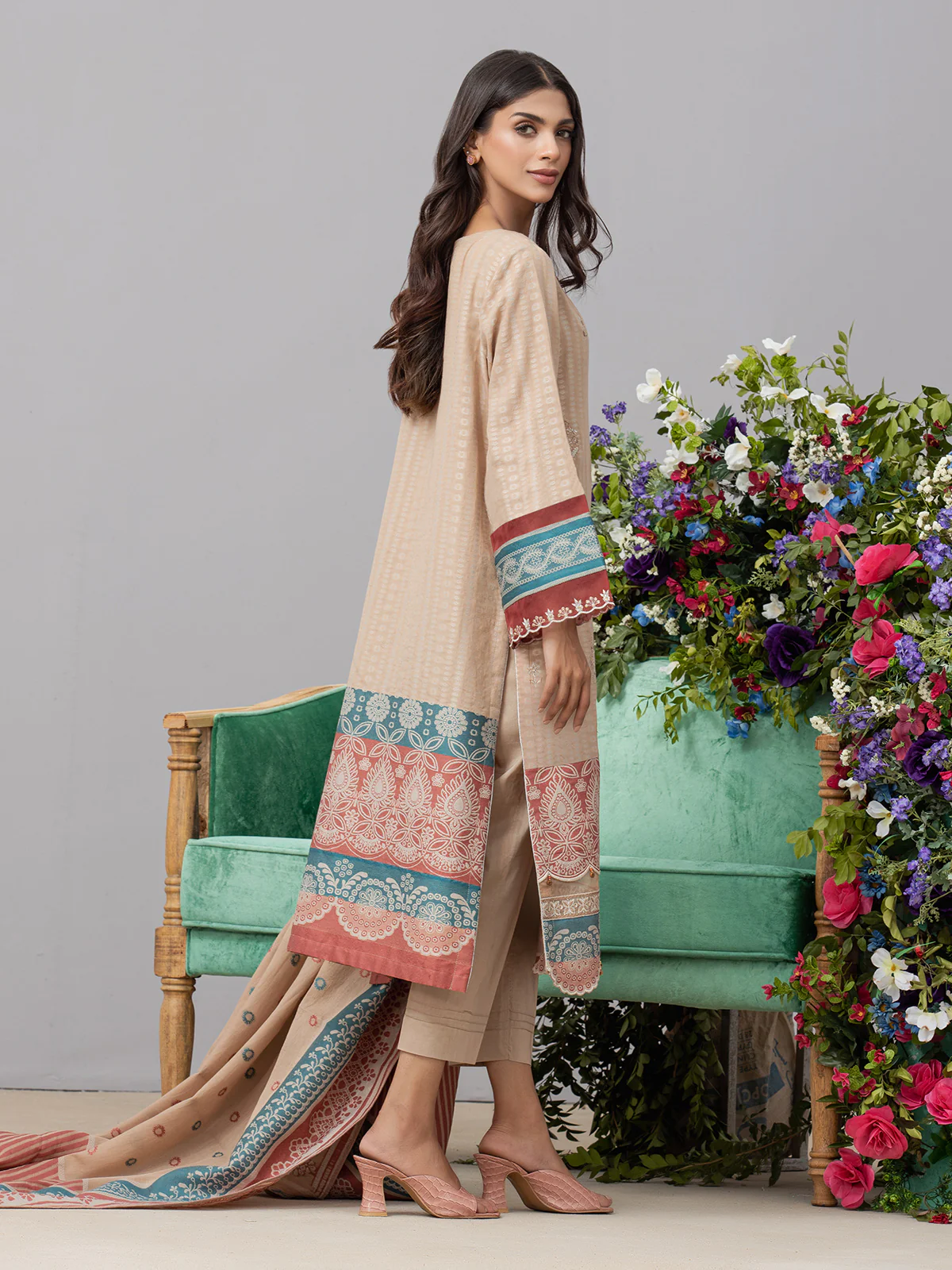 Unstitched Embroidered Jacquard Suit - EWU24V3-26734-3P - Image 4