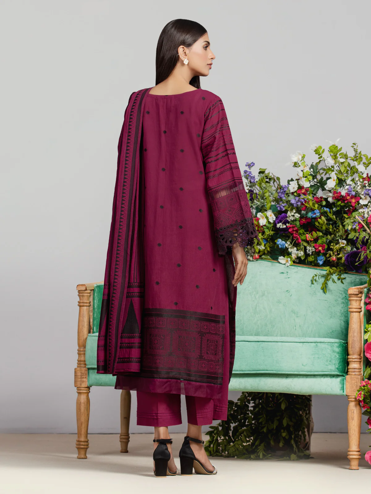 Unstitched Embroidered Jacquard Suit - EWU24V3-26751-3P - Image 4