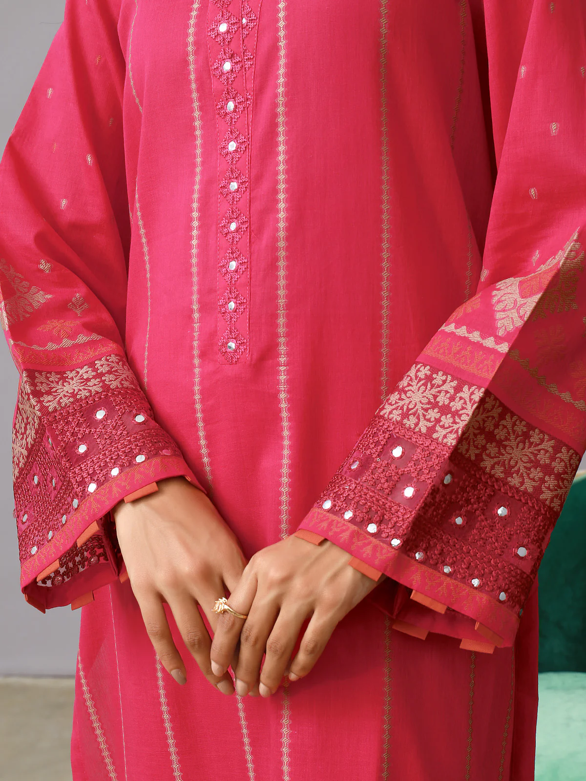 Unstitched Embroidered Jacquard Suit - EWU24V3-26752-3P - Image 3