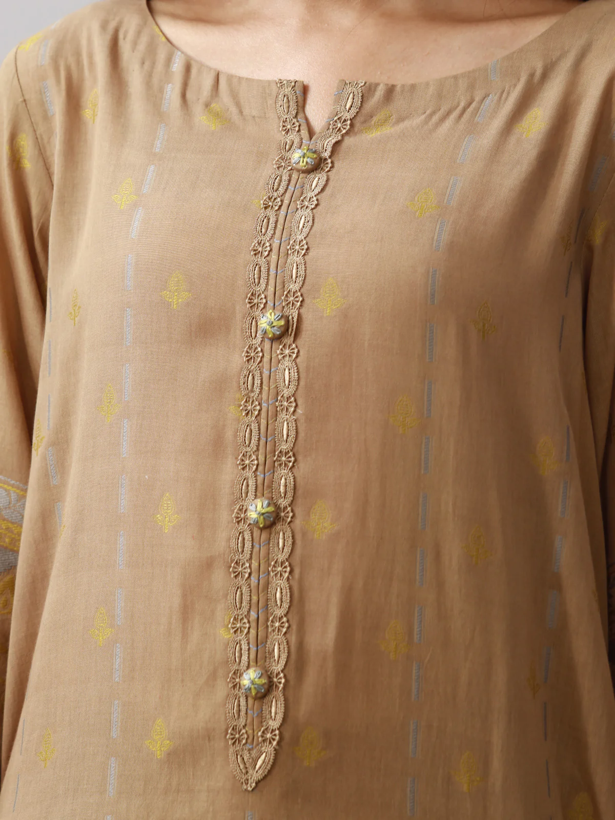 Unstitched Embroidered Jacquard Suit - EWU24V3-26753-3P - Image 2
