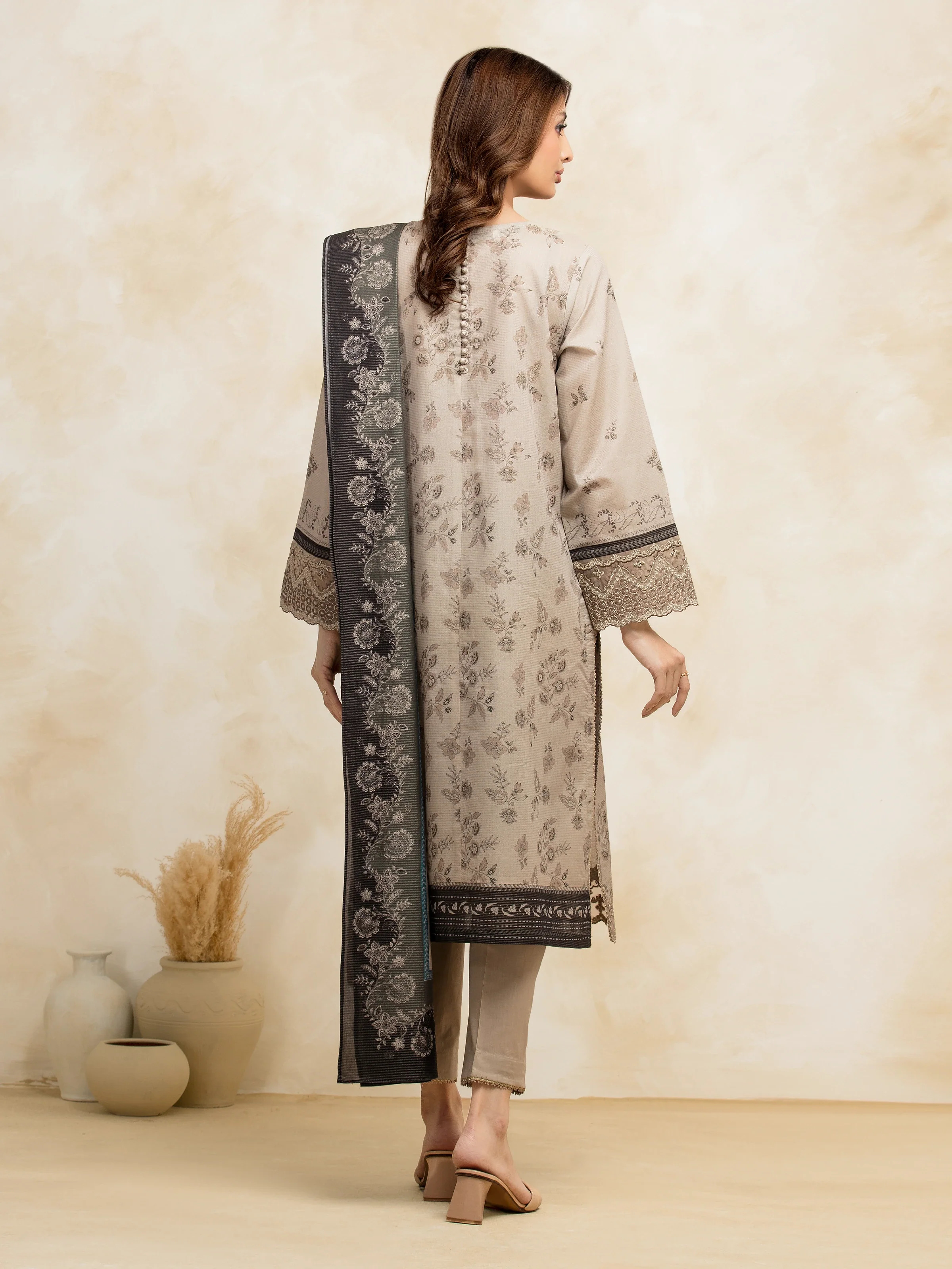 Unstitched Embroidered Lawn Suit - EWU5V1-31206-3P - Image 2