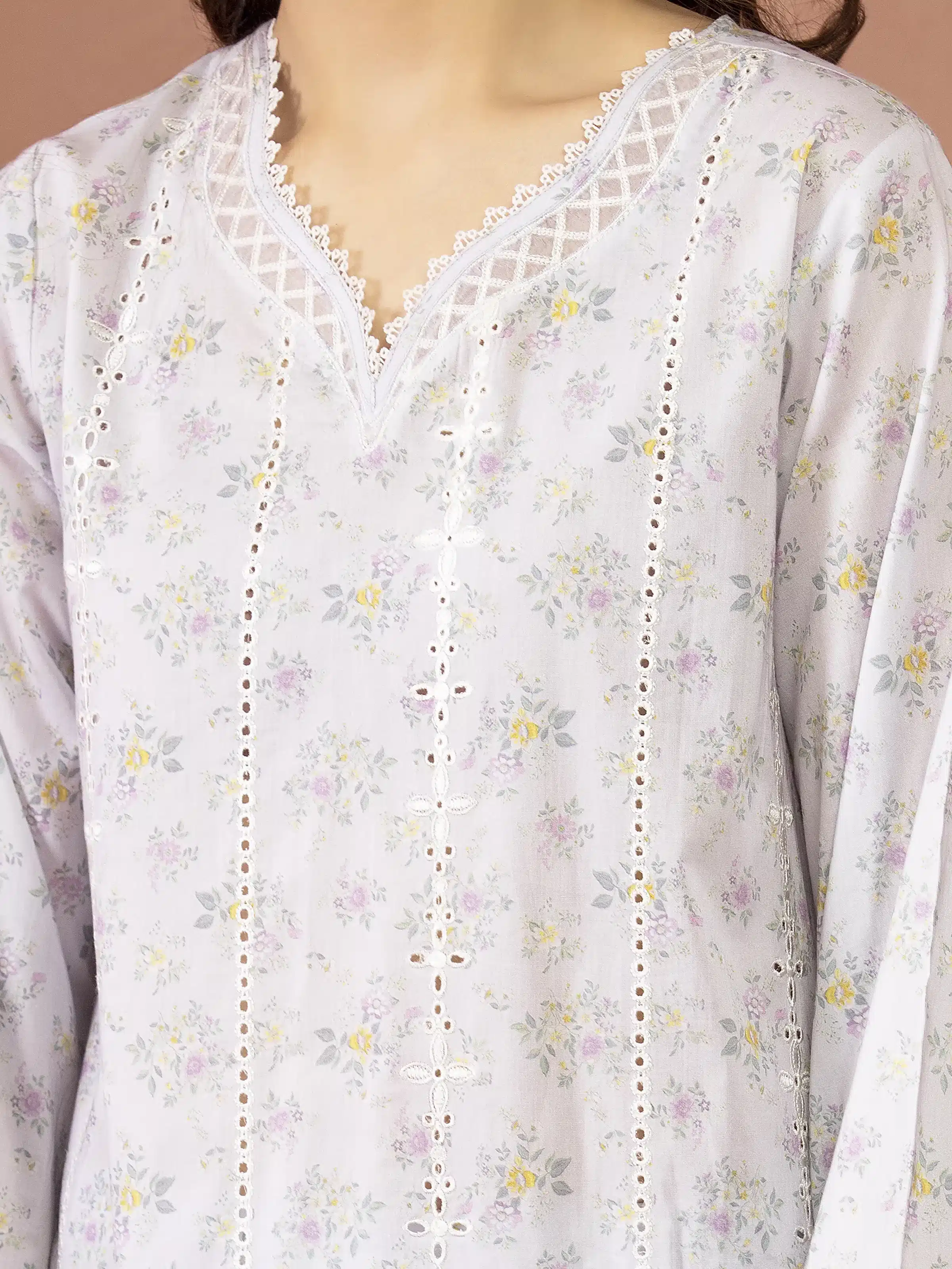 Unstitched Embroidered Lawn Suit - EWU5V1-31450-3P - Image 3