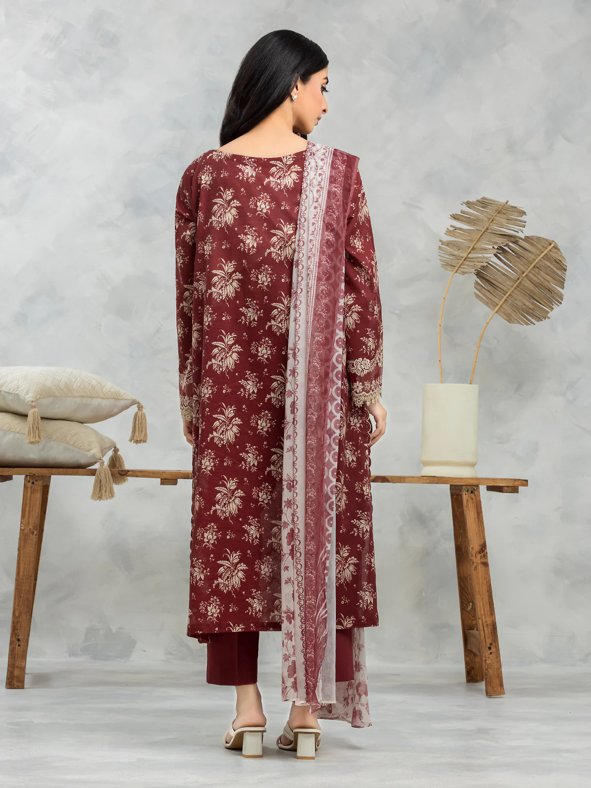 Unstitched Embroidered Lawn Suit - EWU24V1-30035-3P - Image 2