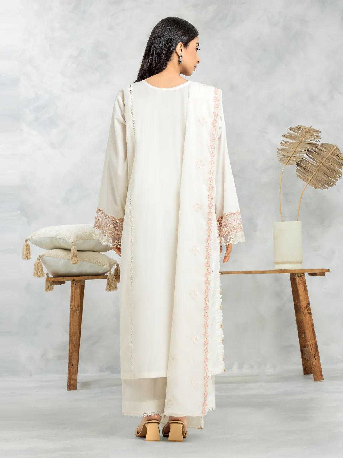 Unstitched Embroidered Cambric Suit - EWU24V2-28623-3P - Image 4