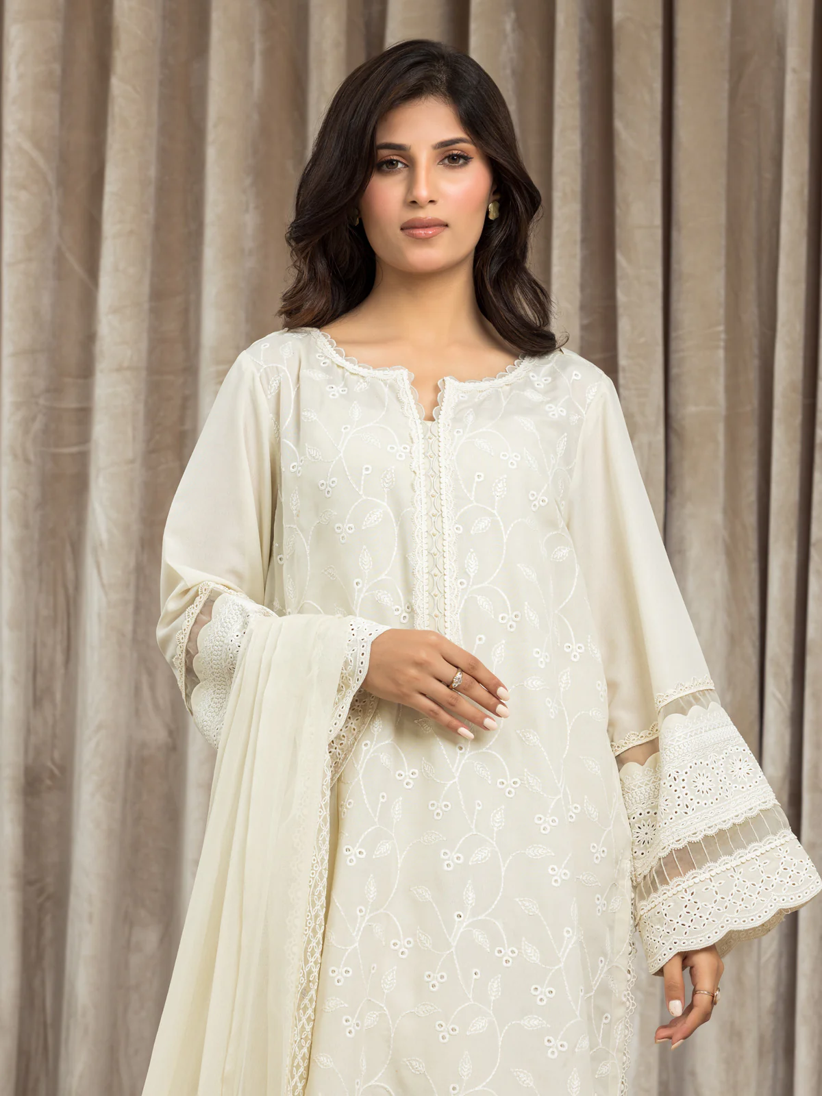 Unstitched Embroidered Cambric Suit - EWU24V2-30113-3P - Image 2