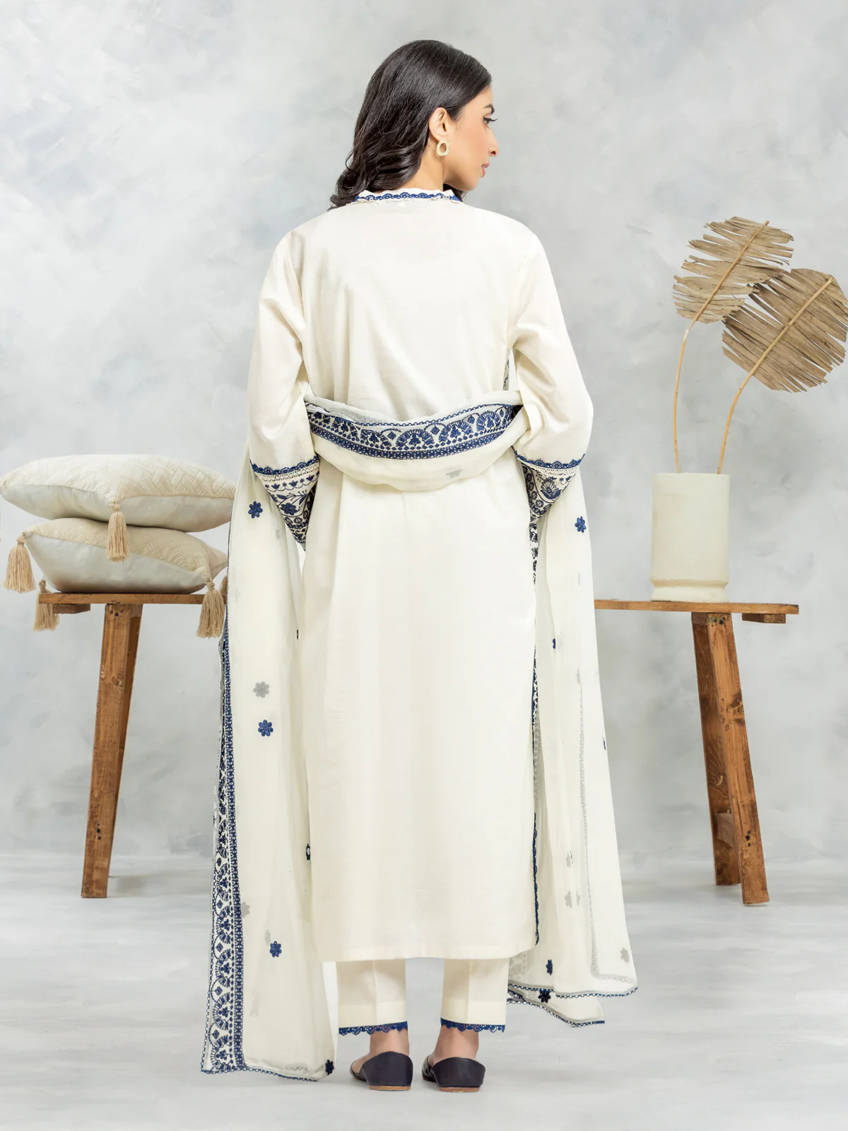 Unstitched Embroidered Cambric Suit - EWU24V2-30147-3P - Image 4